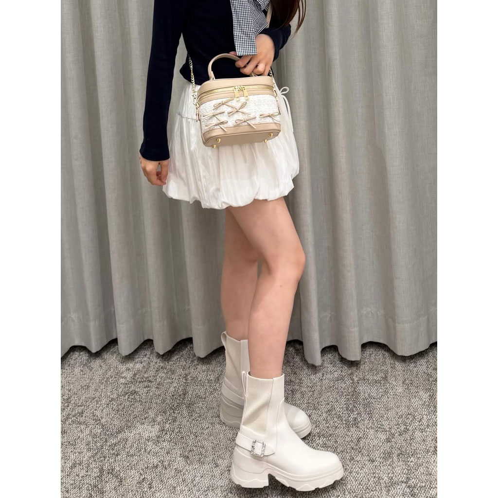 DIANA ダイアナ　ビジューバックルつきミュール 靴・バッグのダイアナ通販サイト ｜ MF66556: シューズ 【dianashoes.com】