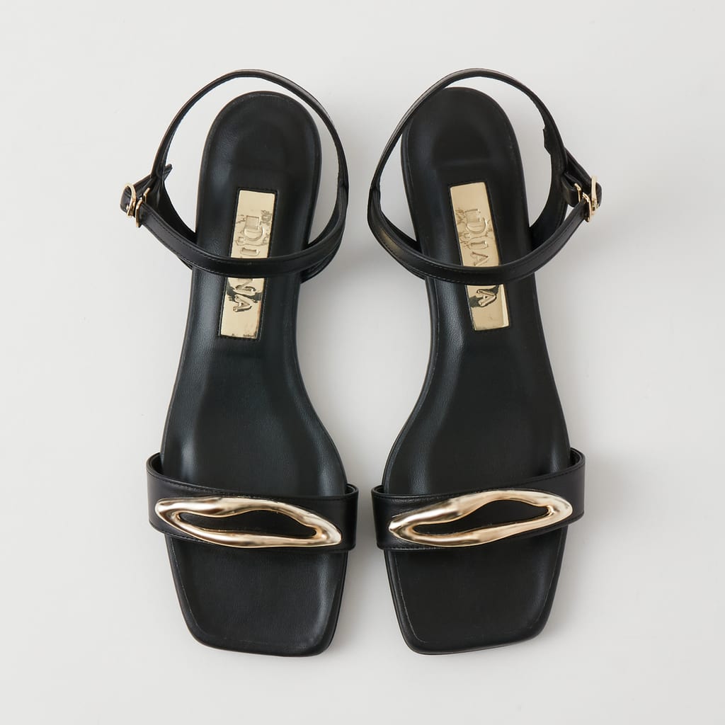 靴・バッグのダイアナ通販サイト ｜ FA52366: シューズ 【dianashoes.com】