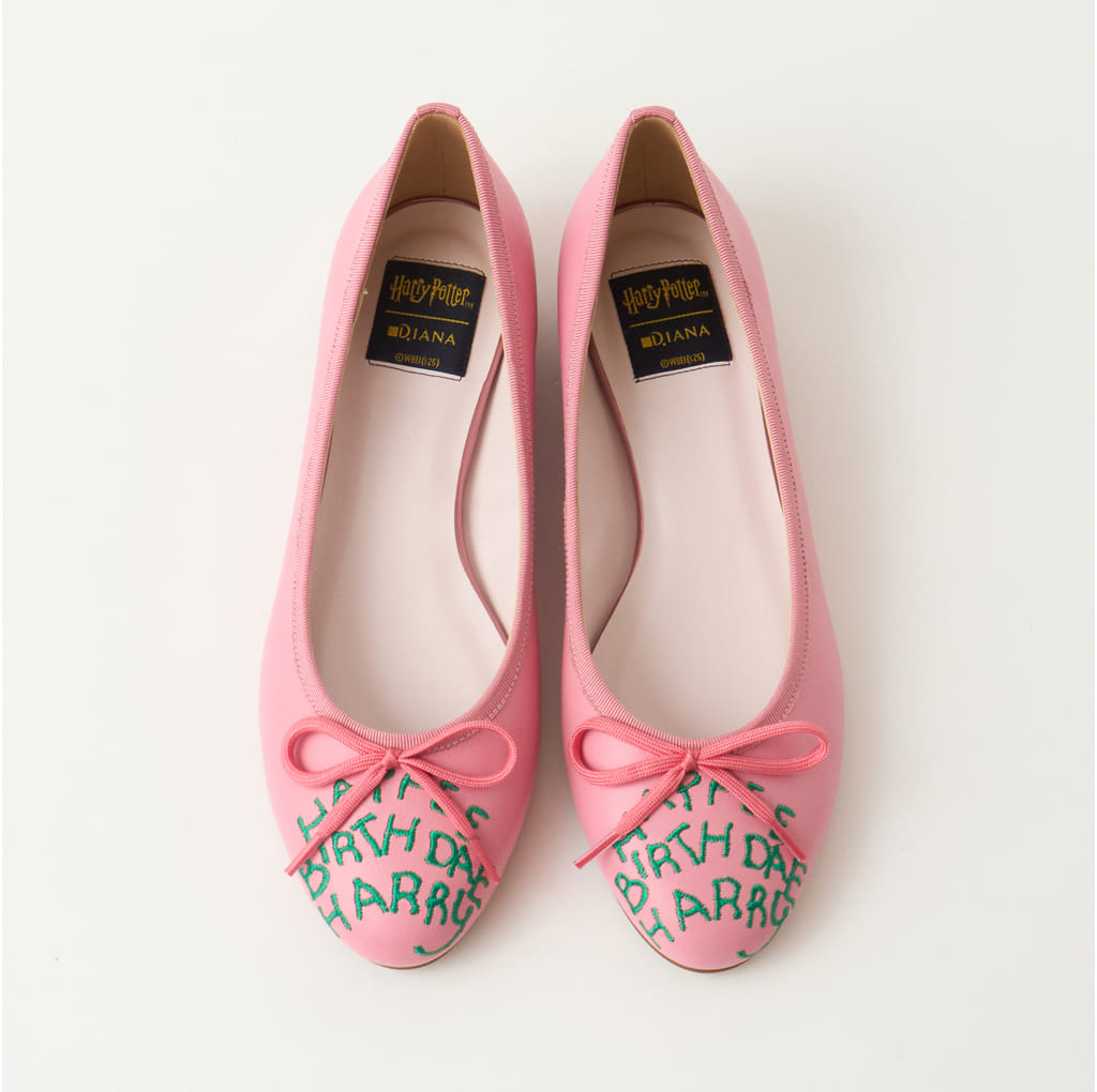 ダイアナ DIANA chayコラボ ピンクエナメル　ビジュー　22.5 新品 ダイアナ DIANA chayコラボ ピンクエナメル ビジュー 22.5 新品