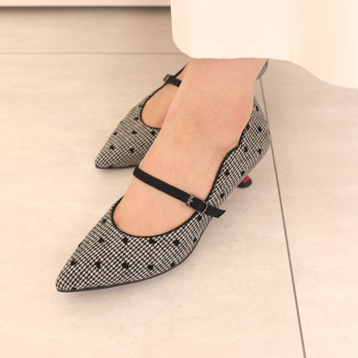 ダイアナ♦︎ハート柄 ブラック ハイヒールパンプス ダイアナ♦︎ハート柄 ブラック ハイヒールパンプス 靴・バッグ